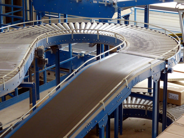 8 Basic Types of Conveyor Belts | Best For Industrial Areas - EngineeringStores.co.uk